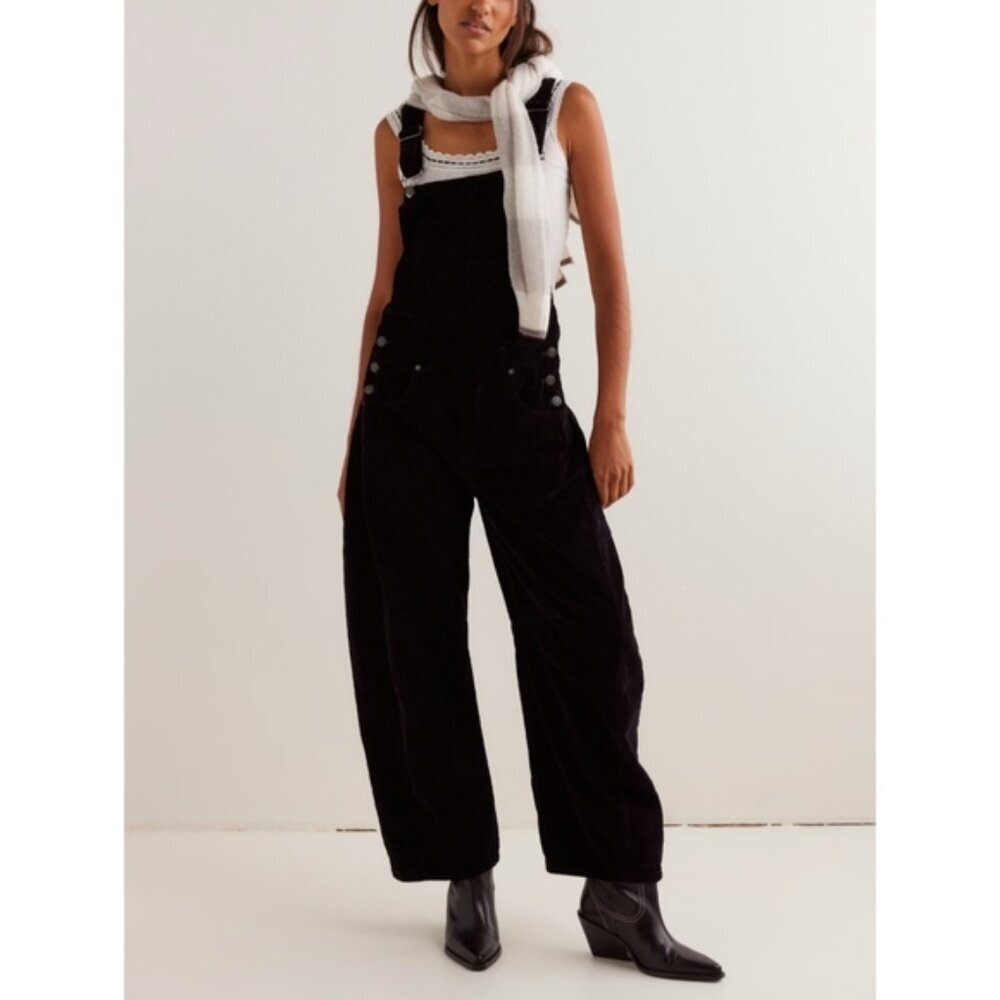 FREE PEOPLE Good Luck Barrel Leg Corduroy Overalls Black L Large Cord Jumpsuit